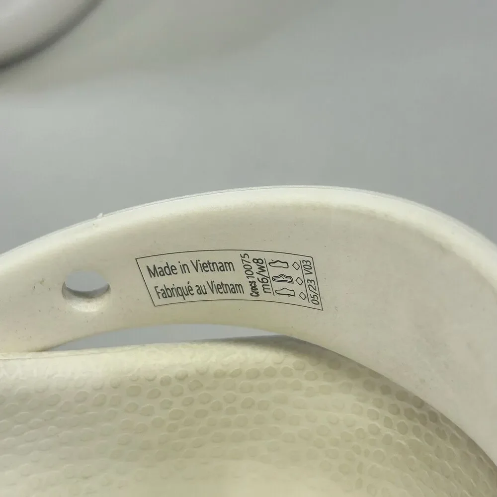 CROCS Bistro Work Clogs Mens 6 Women’s 8 White Slip-Resistant Shoes